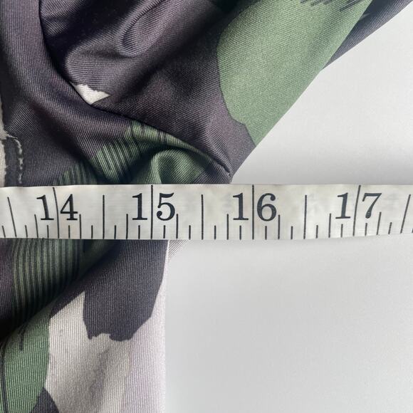 Puma Girls Camo Print Hooded Top & Leggings Set Size Medium (8-10) Pink/Gray - Picture 4 of 16